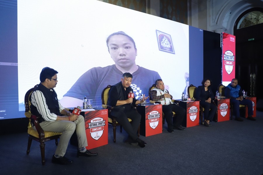 Abu Metha speaking at the 1st Sportstar National Sports Conclave in New Delhi.